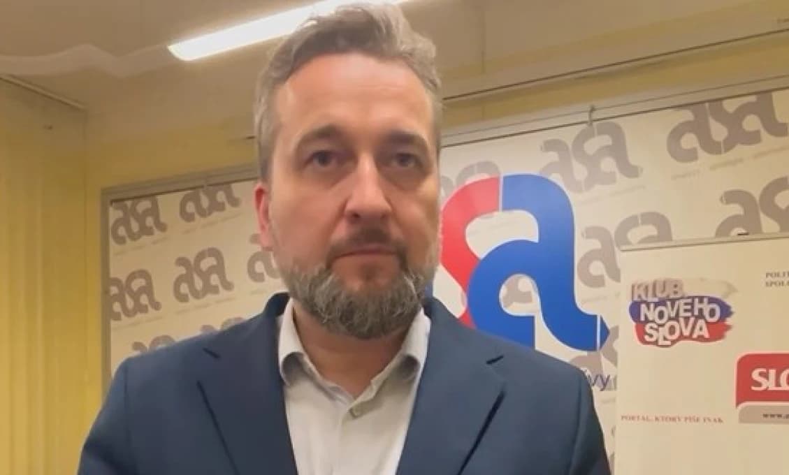 Symbolom opozície je už navždy tento hrdlorez