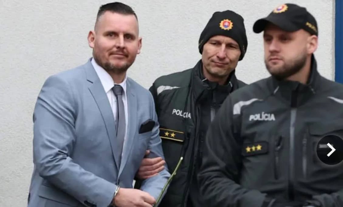 Mediálna poprava v priamom prenose