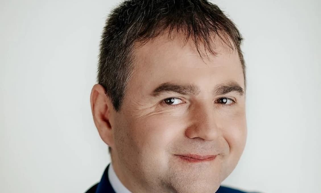 Nastane prezliekanie kabátov?
