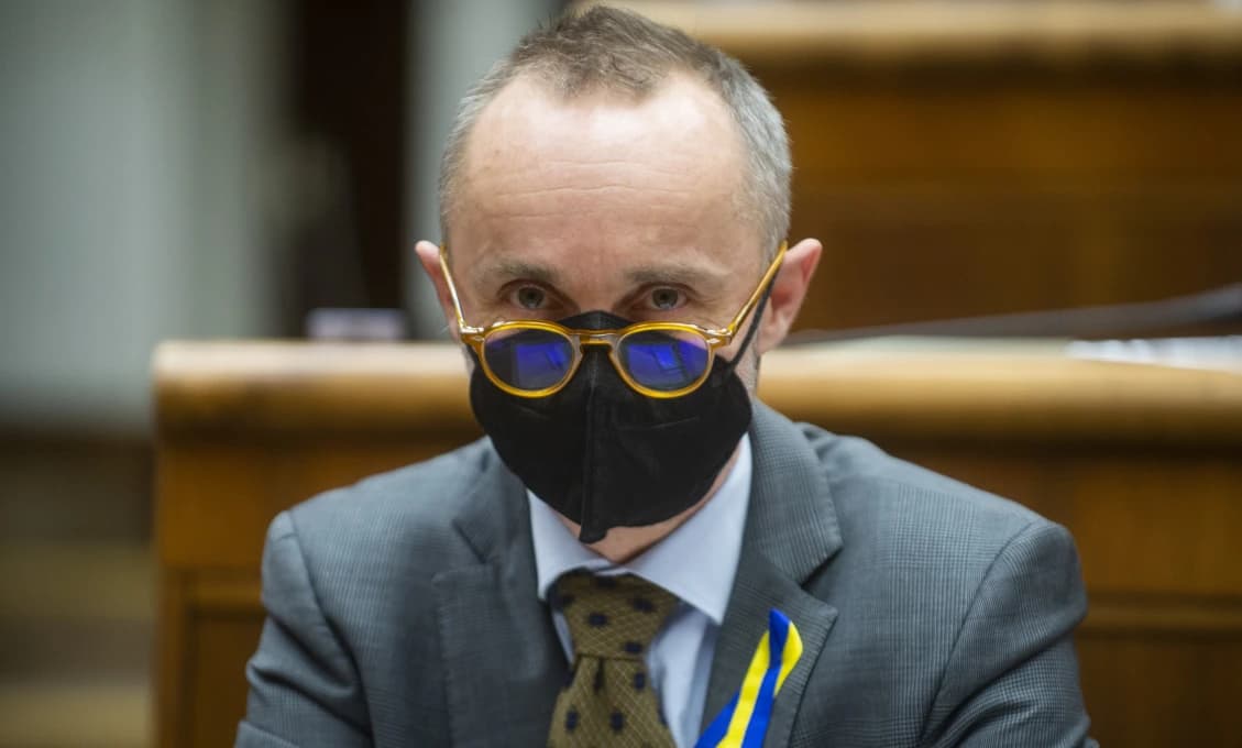 Hlas ľudu: Valášek je HULVÁT - do krvi dourážal Róberta Fica