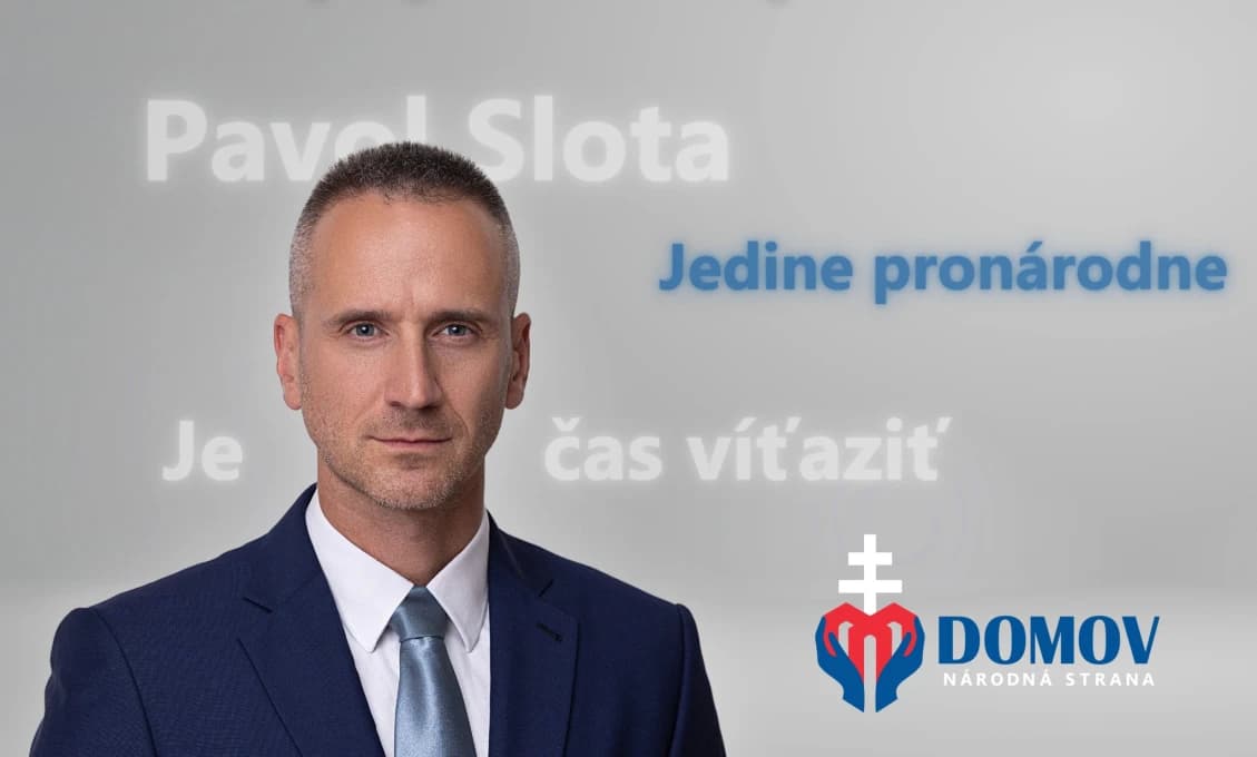 "Kapún Macron" a bojová porada v Paríži