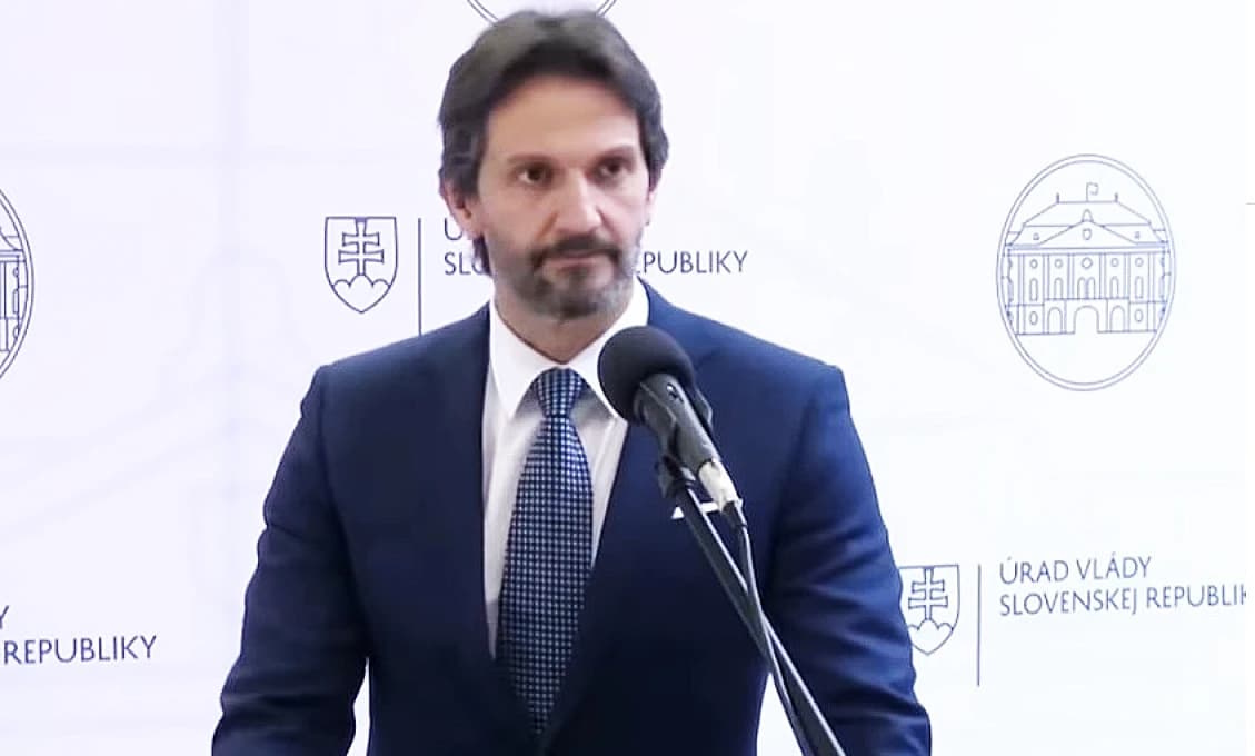 Ako Robert Kaliňák zacvičil s "jeho božstvom" novinárom