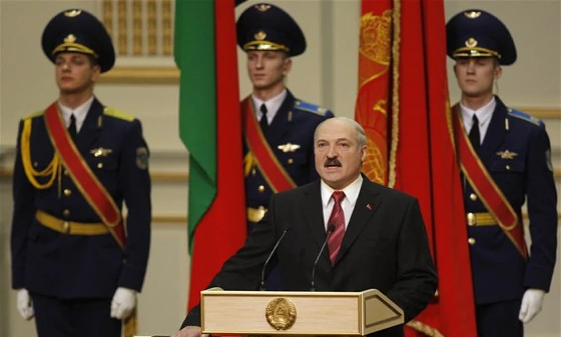Lukašenko ponúkol, že zorganizuje mierové rokovania medzi Ukrajinou a Ruskom