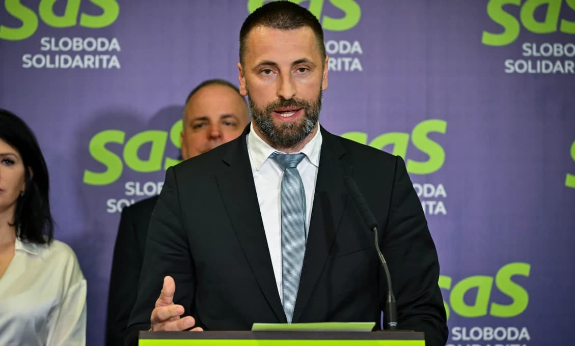 Hlas ľudu: Viskupič zo SAS „sprdol“ neschopné PS a Šimečku