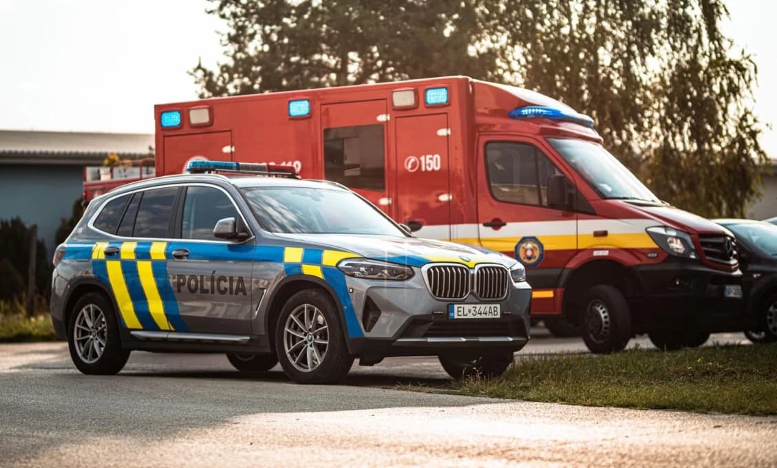 Primátor Revúcej strávil noc za mrežami. Mal nehodu a nafúkal
