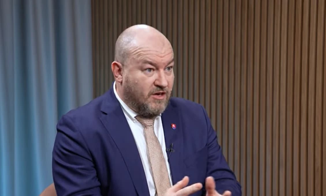 Minister športu: Osobné hejty vysielajú tí, čo sami nemajú veľa odbornosti (VIDEO)