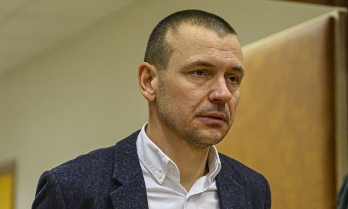 Ďateľ o orgiách nižších foriem spoločenského života