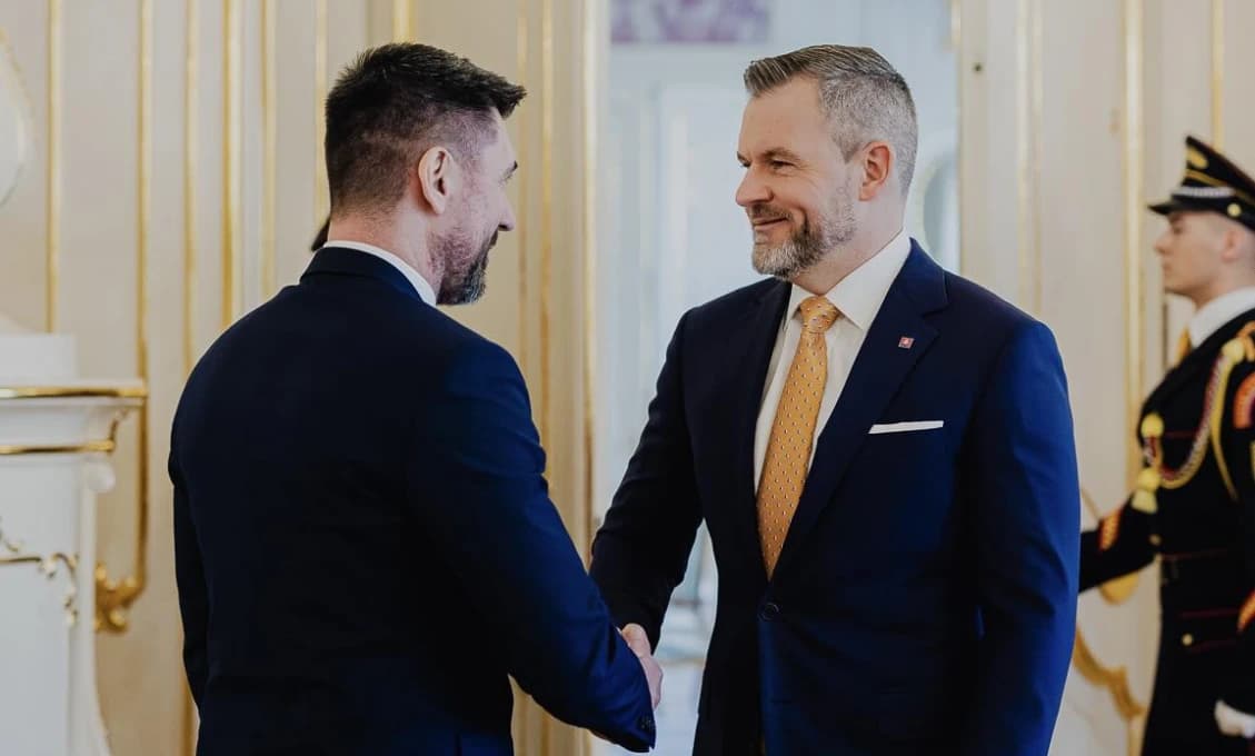 Svetová zdravotnícka organizácia odporúča obmedziť manipuláciu s bankovkami