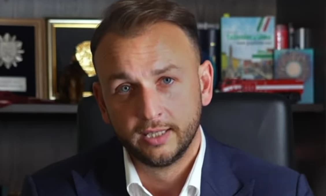 Verejnosť môže v prípade nového koronavírusu kontaktovať viaceré infolinky
