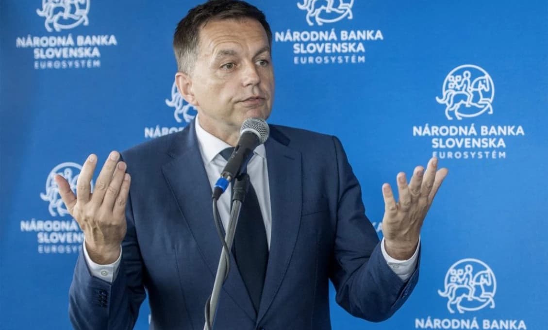 "Všetci, ktorí prídu zo zahraničia, pôjdu na 14 dní do karantény", potvrdila Saková