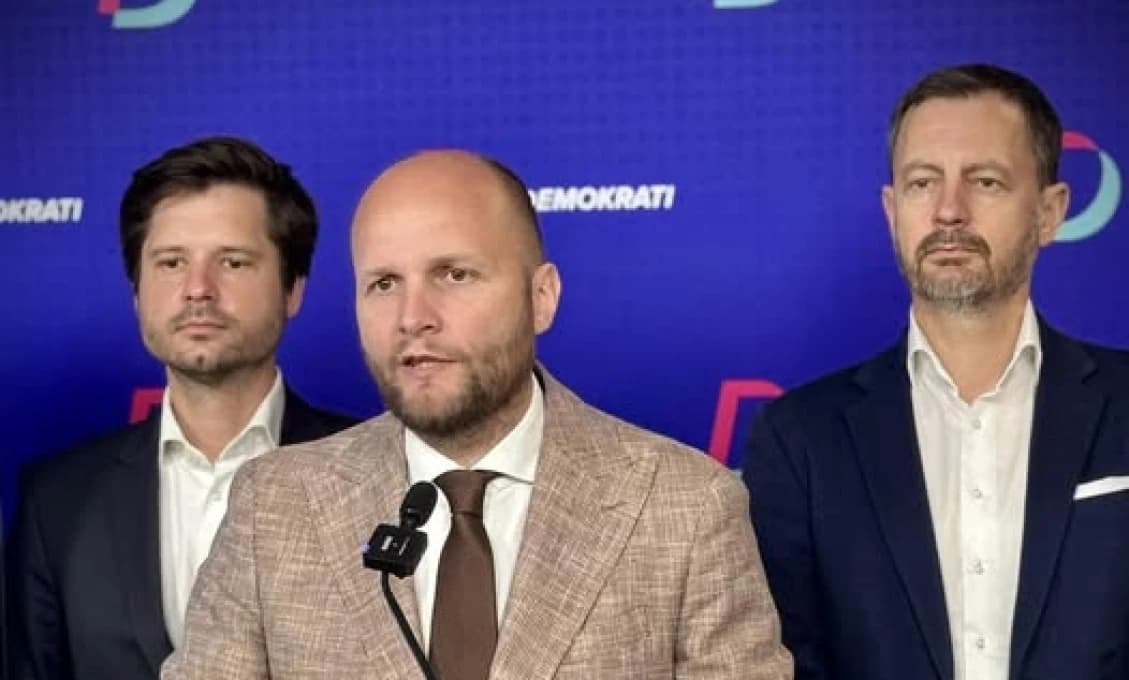 Späť do éry chaosu? Matovičovci a Demokrati sa hryzú ako psi o kosť!