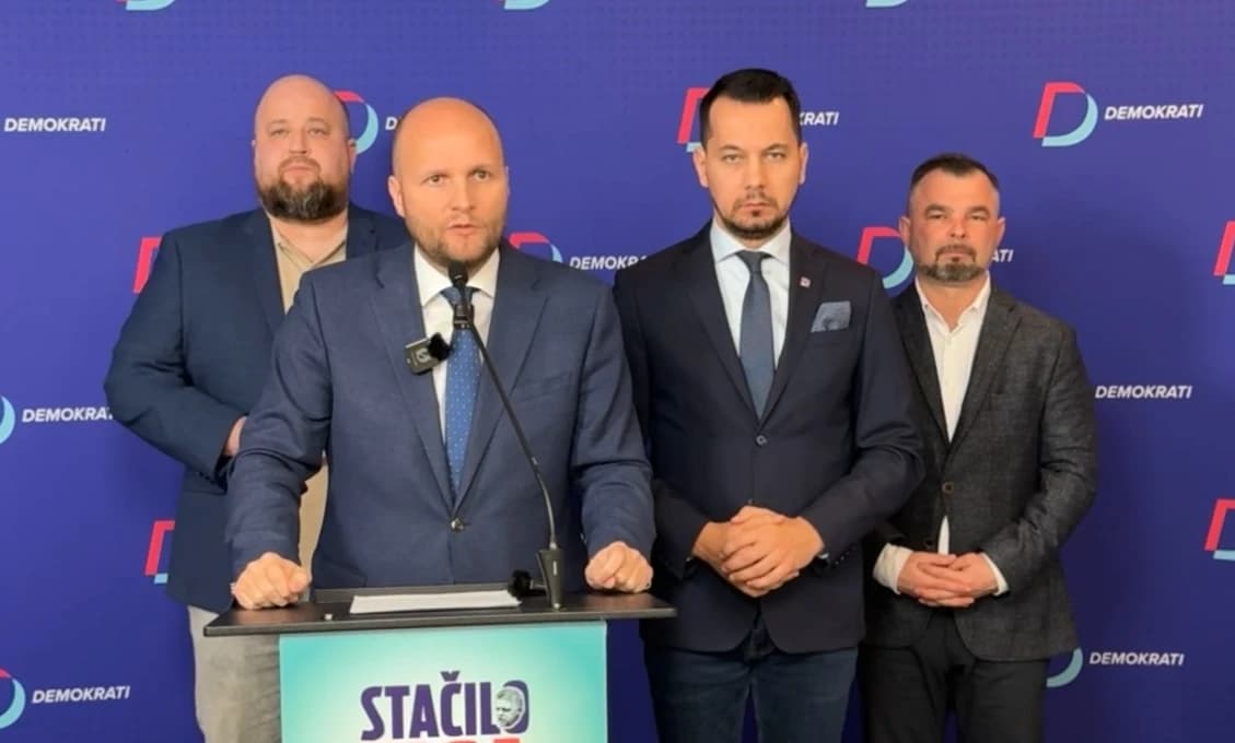 Aktualizované - Poslanec Smeru mal údajne fyzicky napadnúť člena Demokratov