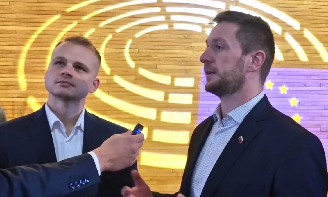 Vlastenci z europarlamentu prišli diskutovať, nie škodiť