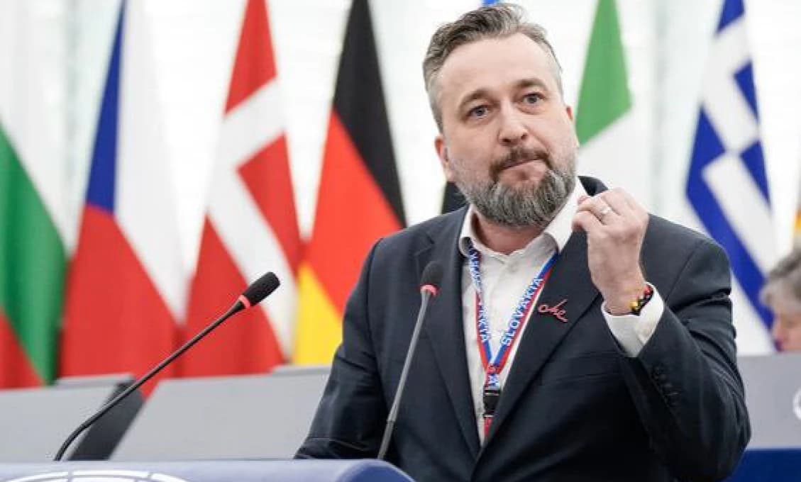 Blaha tvrdo: Ak dnes niekto nedokáže odsúdiť Izrael za to, že napadol Irán, nech už navždy drží ústa o Rusku a Ukrajine