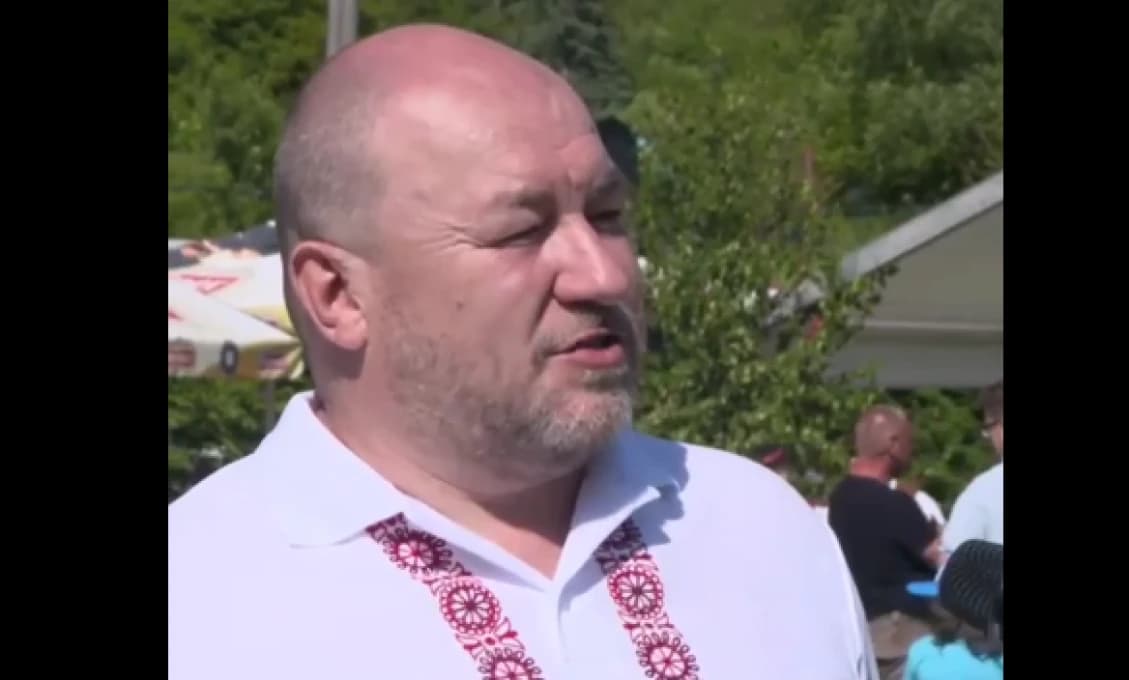 Rudolf Huliak vymenil oblek za kroj