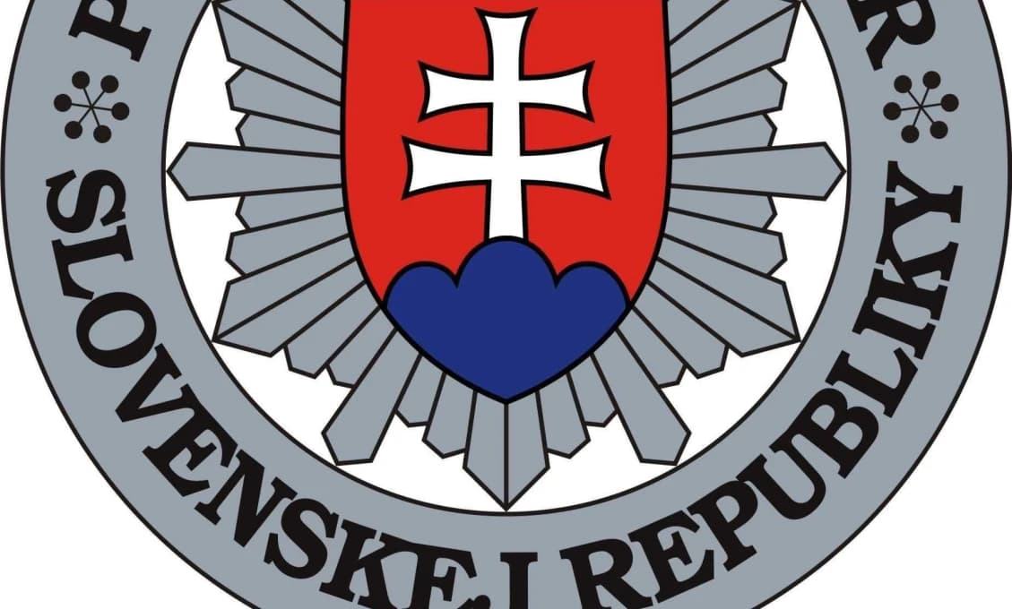 Polícia preveruje podozrenia na prípravu prevratu