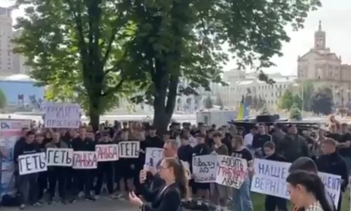 Prvý väčší protest v Kyjeve