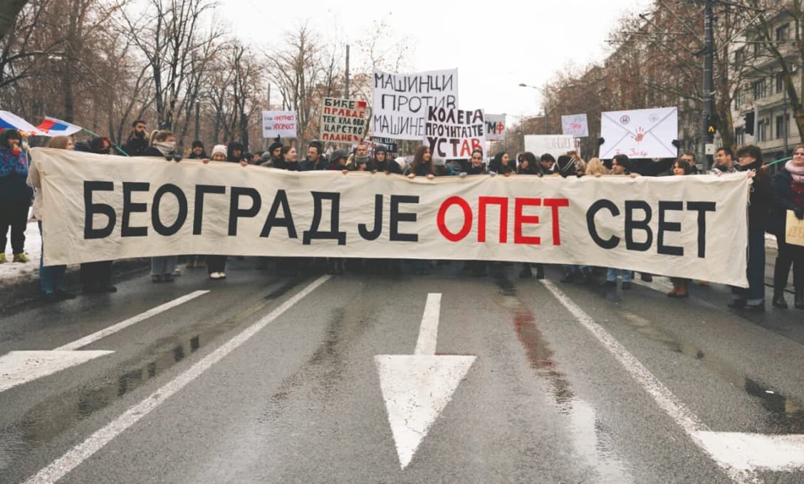 Srbsko "v plameňoch" protestov: Opozícia sa snaží oslabiť štát zvnútra (VIDEO)
