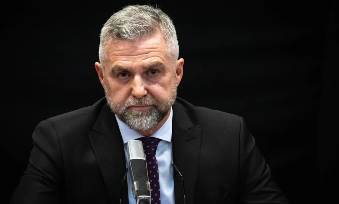 Ruskí „fejsbúkoví partizáni“ zbroja na americké prezidentské voľby (Andrej Červakov)