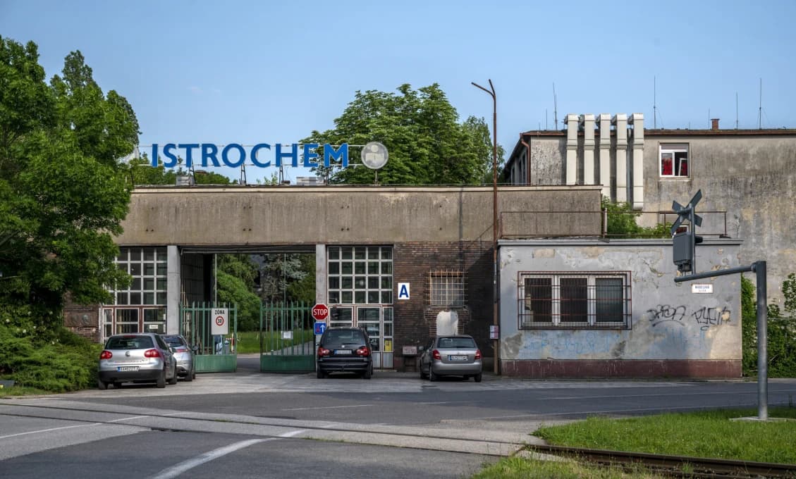 Vláda zriadila permanentný krízový štáb, má zbierať informácie a koordinovať procesy