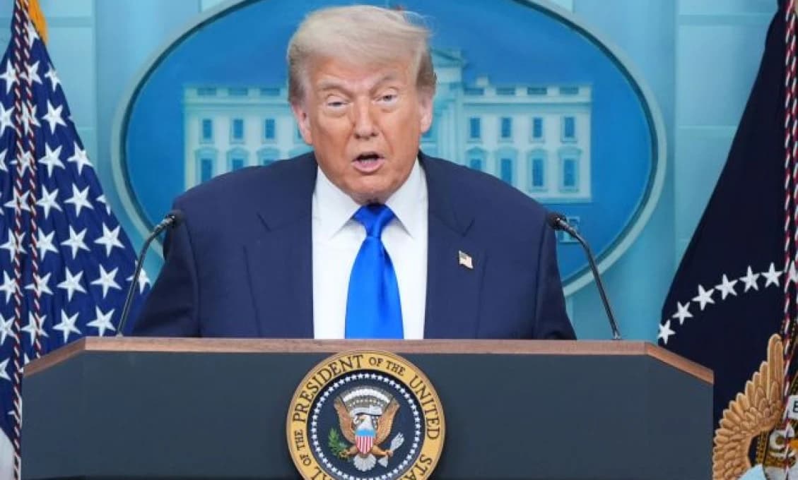 Trump trvá na tom, že iránske jadrové zariadenia sú úplne zničené