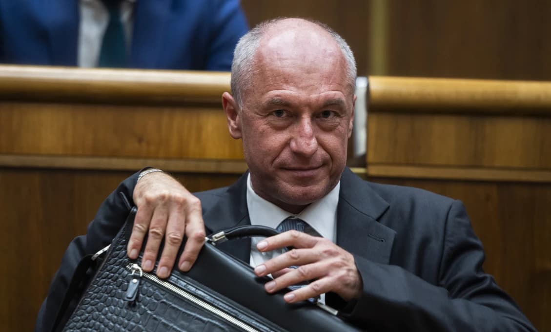 Z Karela Hirmana urobili Eduarda Hirmana