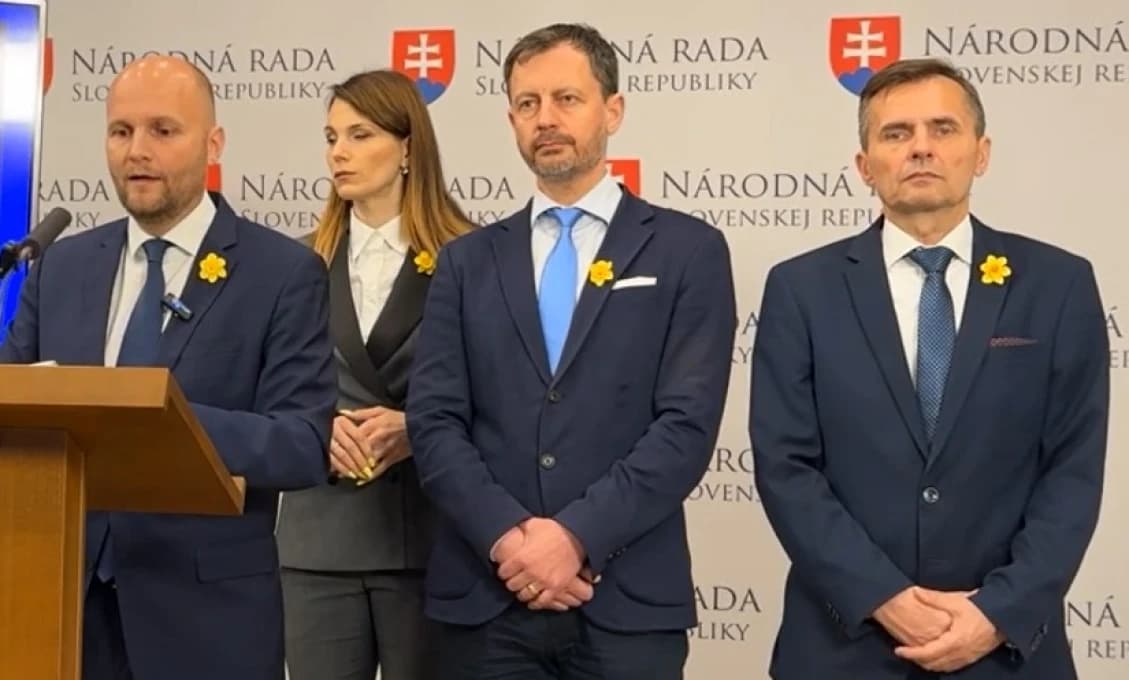 Sponzor Demokratov prehovoril