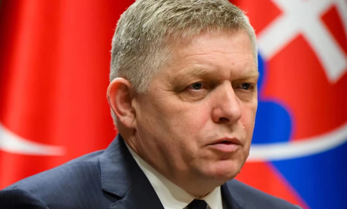 J. Hrabko: Premiér, čo by sám dlhodobo blokoval celú EÚ, sa ešte nenarodil
