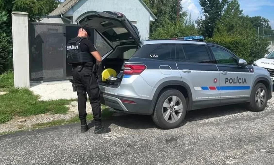 Streľba v dedine pri Nitre: Zásah polície a zadržanie jednej osoby