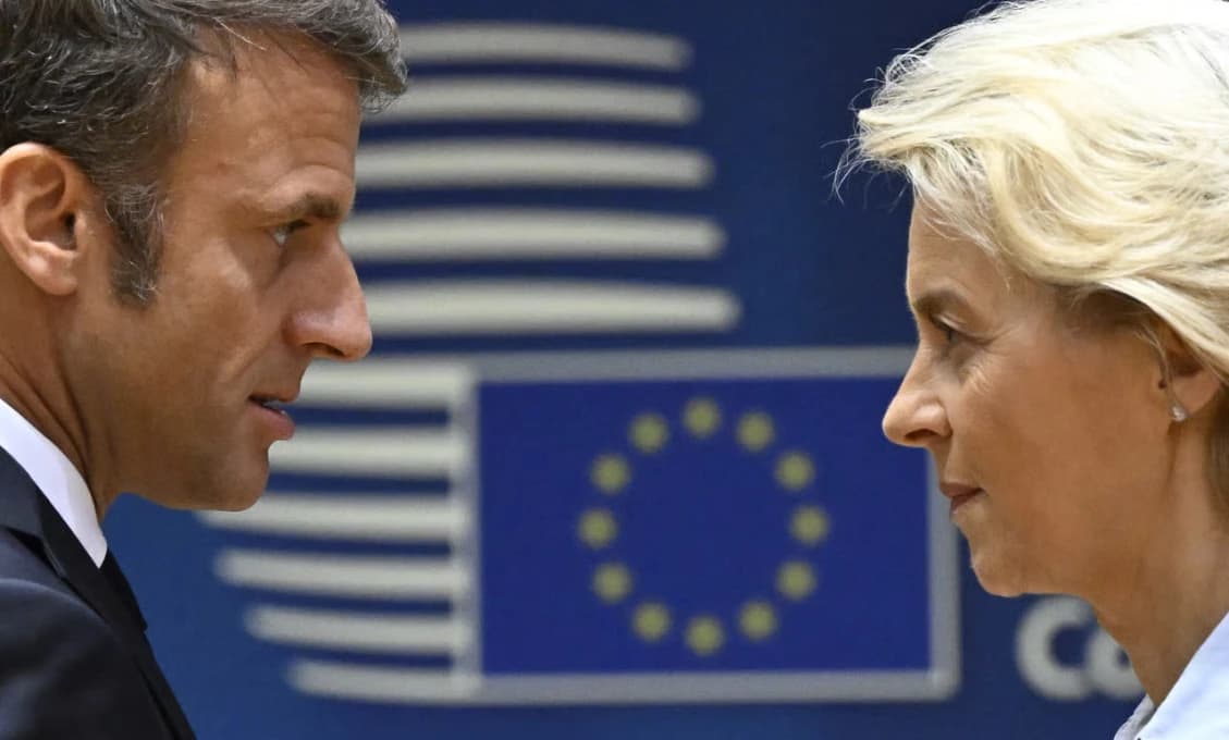 JE NESCHOPNÁ! Macron sa pustil do von der Leyenovej