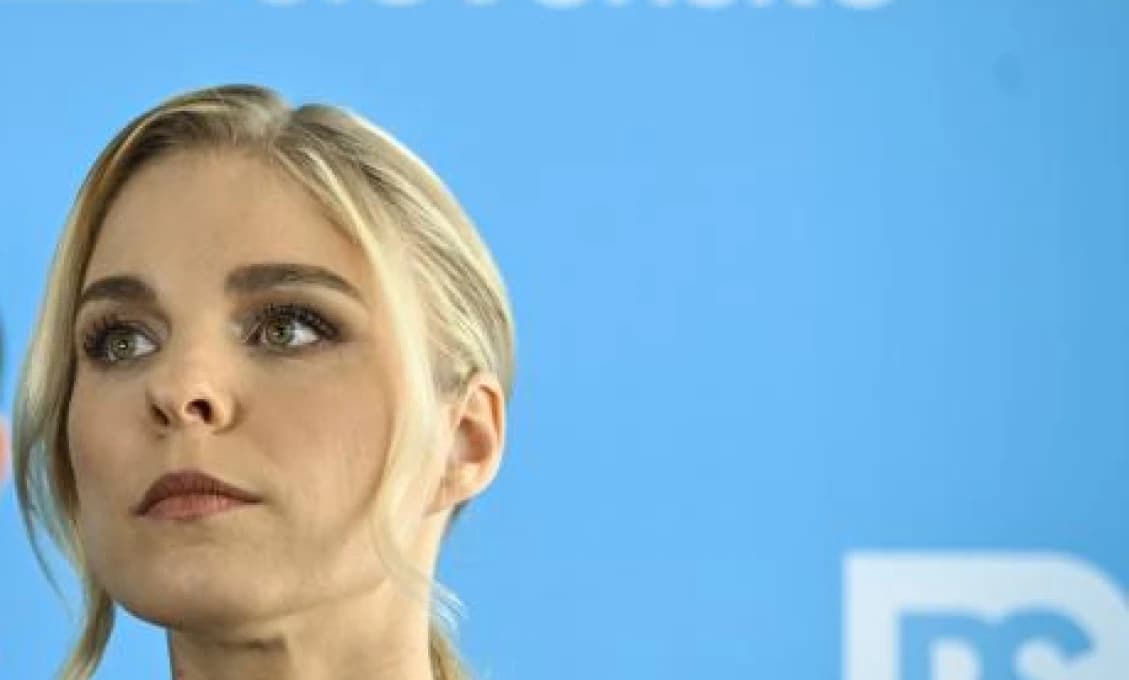 Europoslanec Uhrík upozorňuje: Ostrihoňová v panike