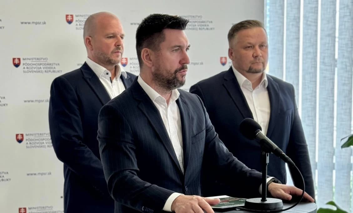 Minister pôdohospodárstva odmieta návrh Európskej komisie: Menej peňazí pre poľnohospodárov, viac na zbrojenie
