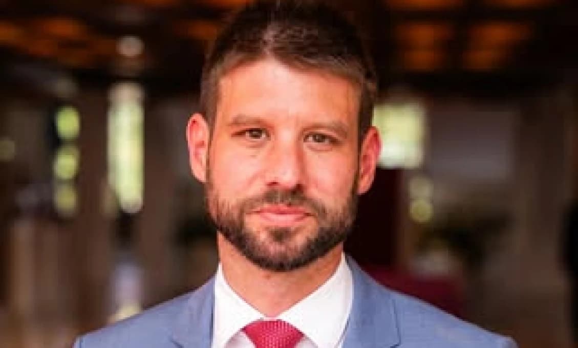 Šimečka zapiera samého seba: Poslal by, teda, vojakov na Ukrajinu?
