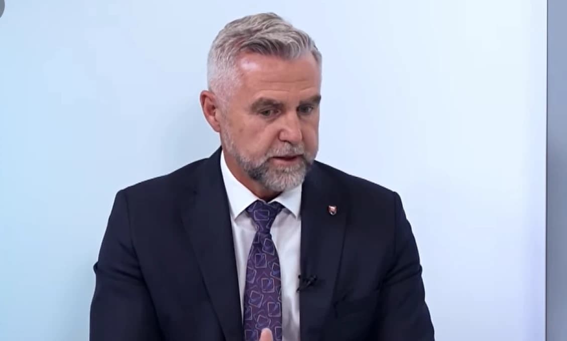 Prinesie nám konsolidácia dočasné zrušenie niekoľkých sviatkov? (VIDEO)