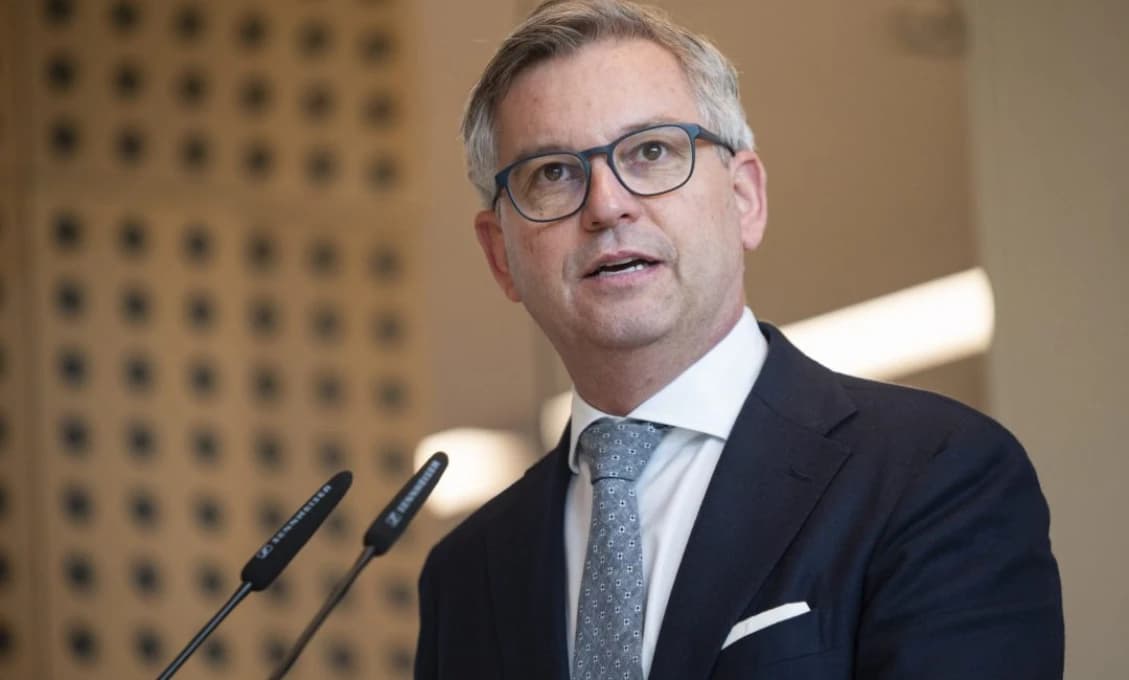 Eurokomisár Brunner navštívi Slovensko, rokovať bude o migrácii