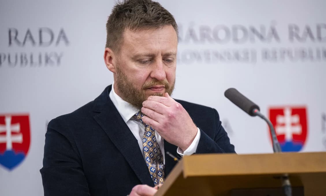 Ukrajina stojí pred ekonomickým kolapsom. Zelenského čaká náročný súboj aj s vlastnými straníkmi