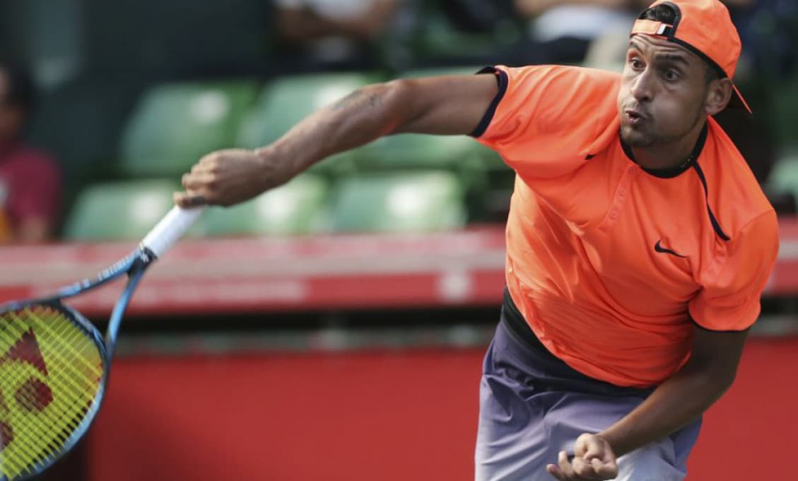 ŠPORT: Kyrgios si nechal aj tretí raz poradiť pri mečbale od fanúšika a vyhral turnaj vo Washingtone