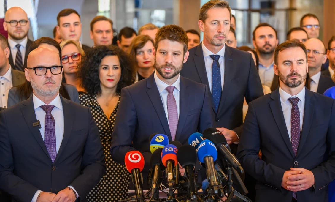 O mentálnej zaostalosti opozície