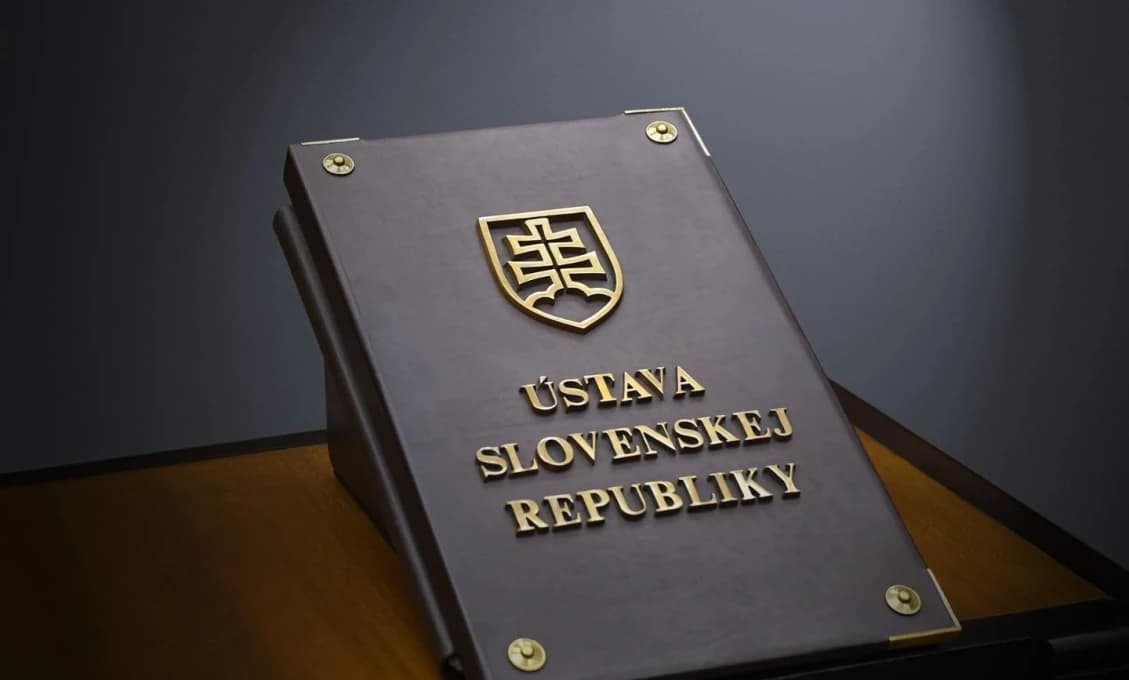 Ústavná ochrana tradičných hodnôt a suverenity je v súlade s medzinárodnými štandardmi