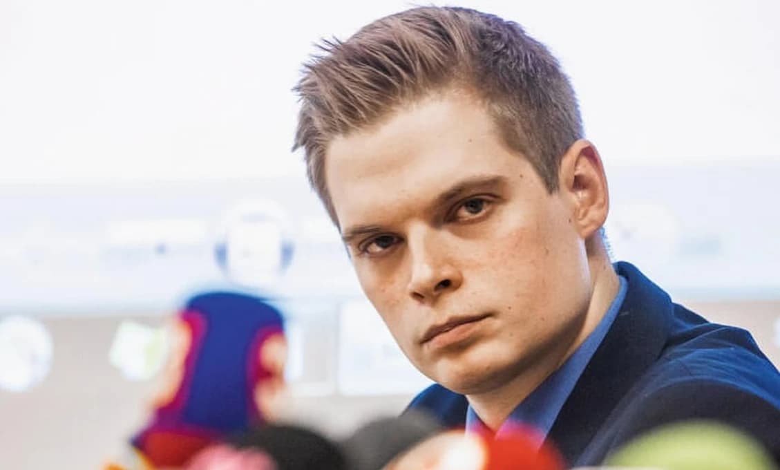 Púchovský chystá tajomnú konferenciu s vládnym ministrom!