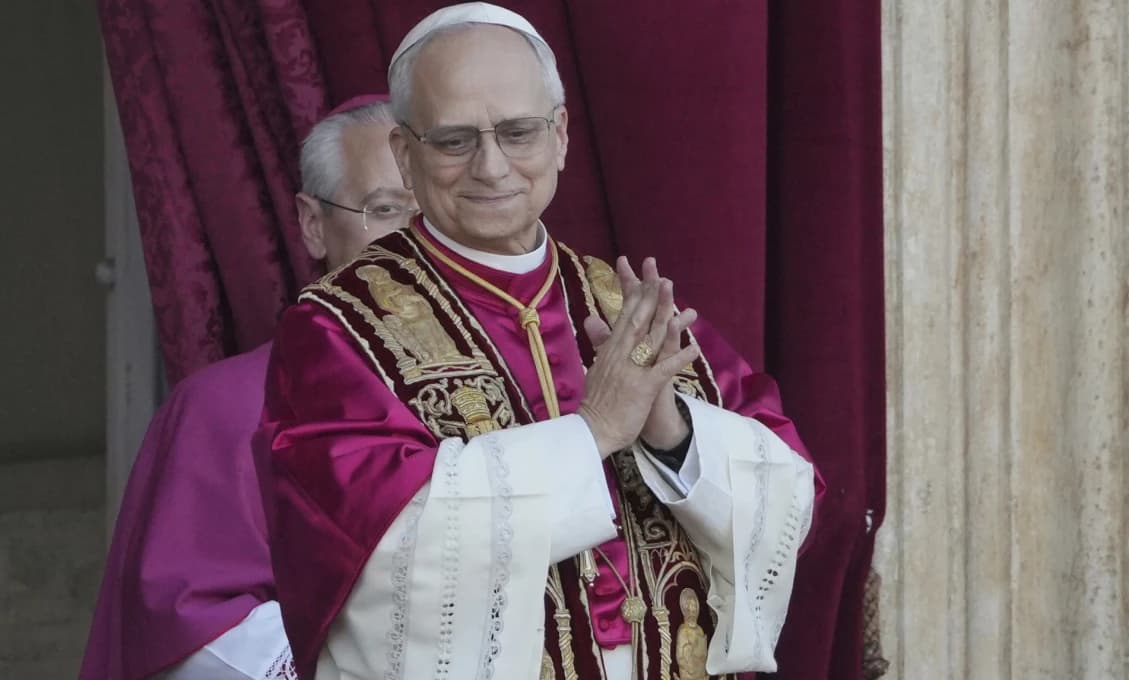 Módny časopis Vogue šokoval svet! Pápež medzi najlepšie odetými celebratami roka 2025?!