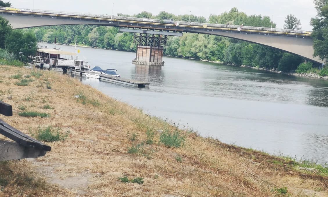 Mostom na Slovensku sa blýska na lepšie časy