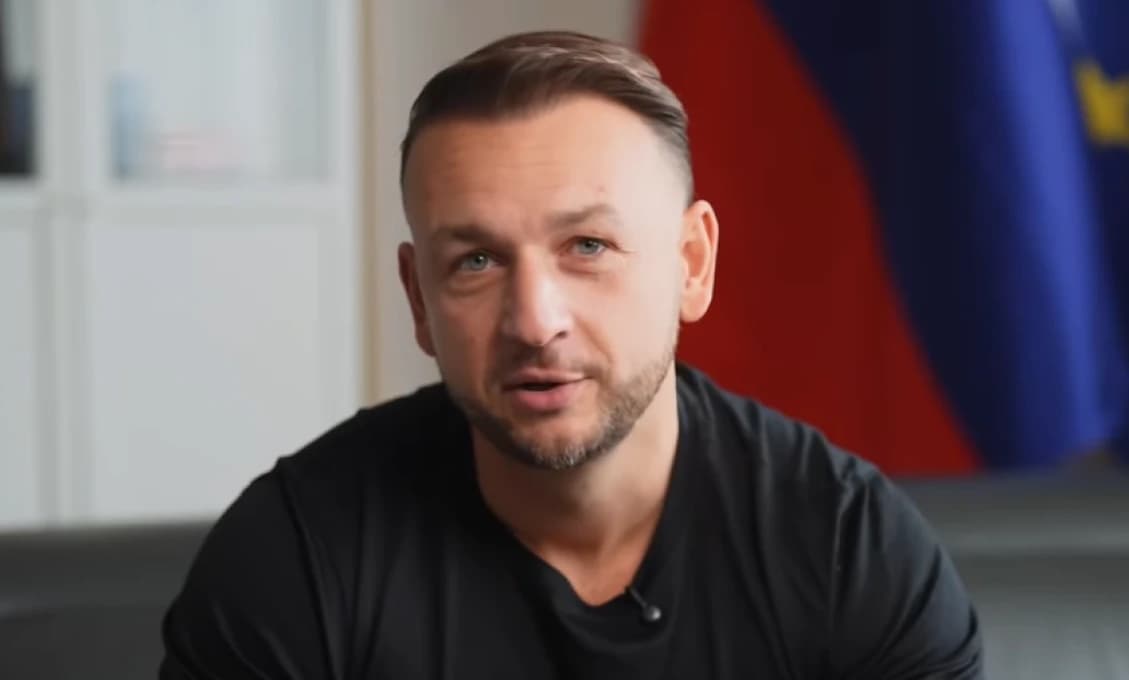 Minister vnútra: O hokejovej reprezentácii SR NEBUDE rozhodovať Denník N