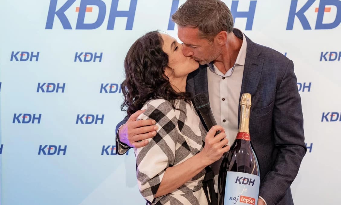 Katolícko demagogické hnutie (KDH) a opoziční dezoláti opäť úradujú