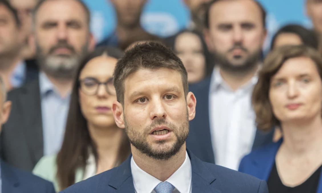 Opozícia robí poplach kvôli kačici!