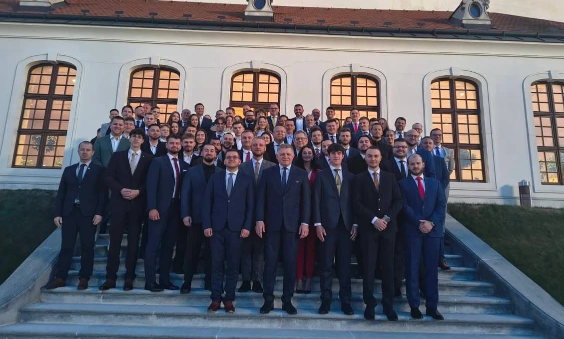 Bestro: Smer podporujú aj mladí. Na Slovensku nechcú progresívne šialenosti (VIDEO)