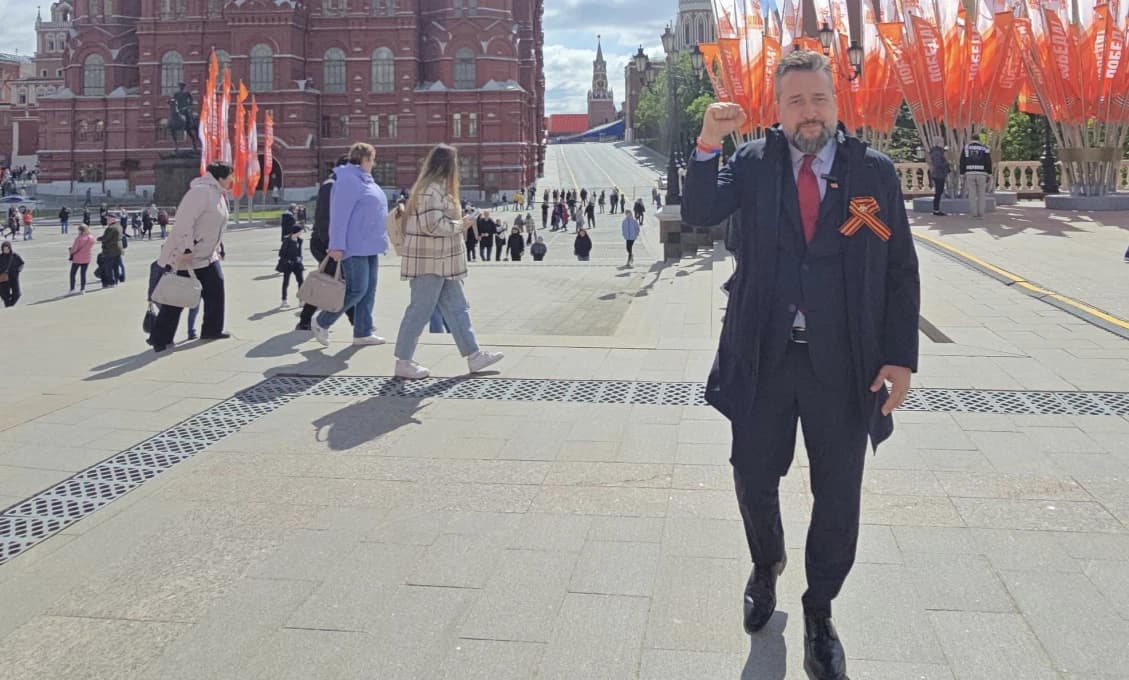 Neonacisti to skúšajú opäť! Premiér do Moskvy poletí alternatívnou trasou