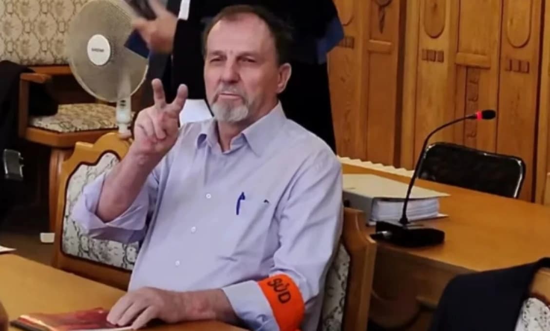 Historik Anton Hrnko si na atentátnikovi Cintulovi všimol niečo, čo iní prehliadli (VIDEO)