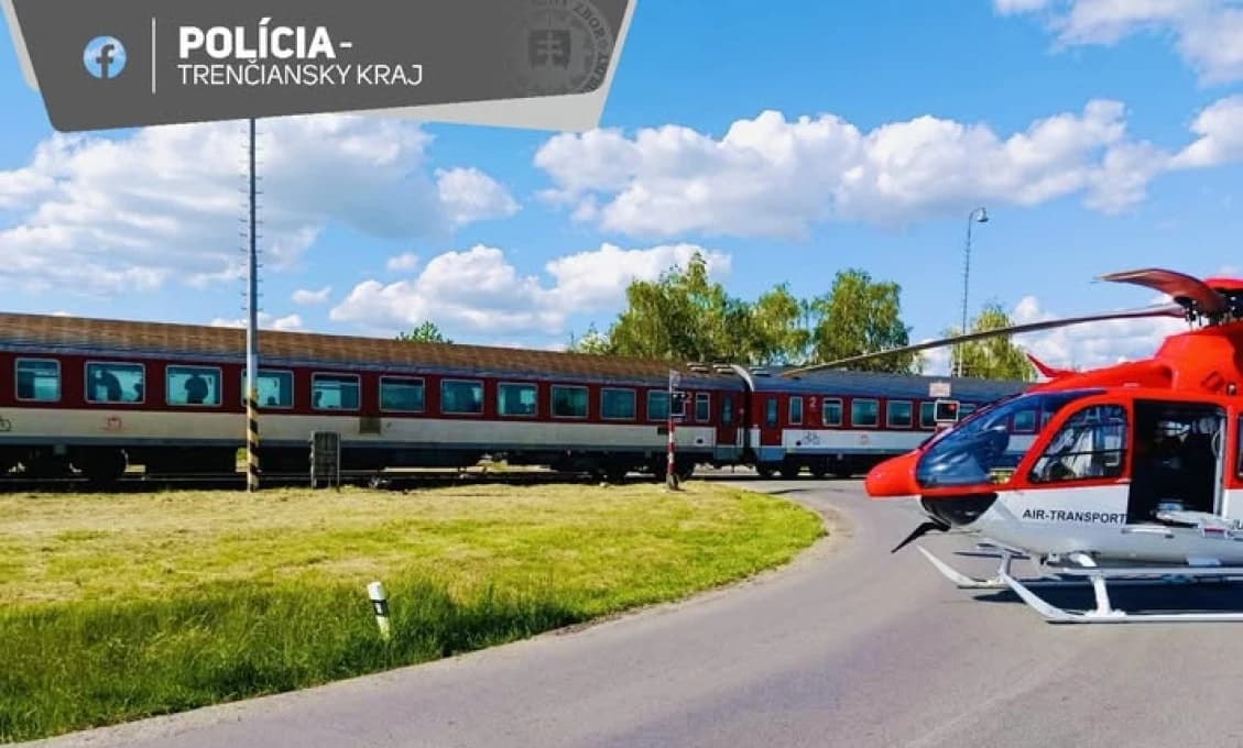 Zrážka vlaku s autom ochromila dopravu: na mieste je vrtuľník aj záchranári