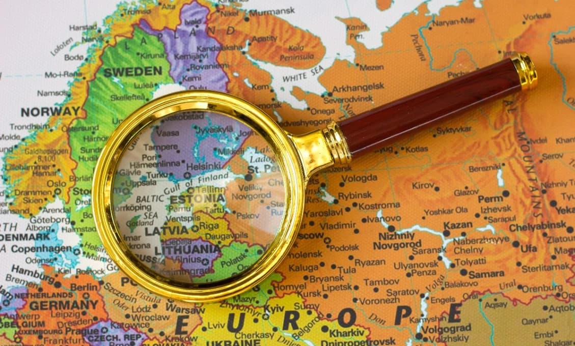 Pri hranici Ruska s NATO nastala mimoriadna situácia. „Odvolanie sa na článok 5“. Ide Západ do vojny na Ukrajine?